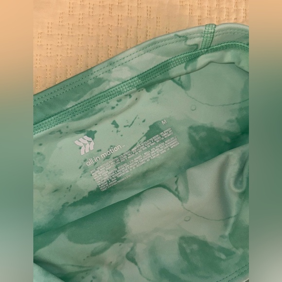 All In Motion Bike Short Size Small Green U7 - Picture 2 of 5